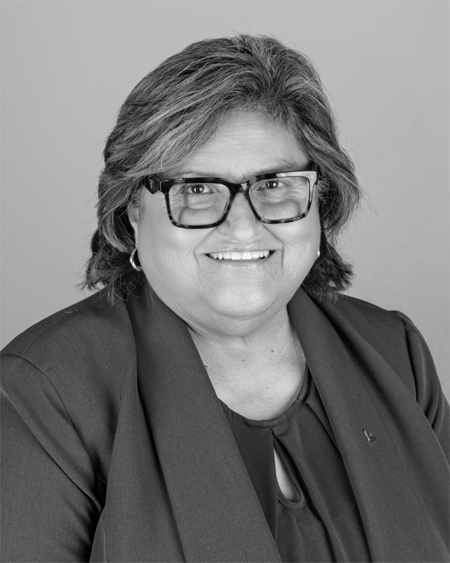 Board of Directors 8 Morales Linda Headshot